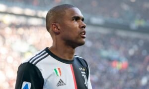 douglas costa