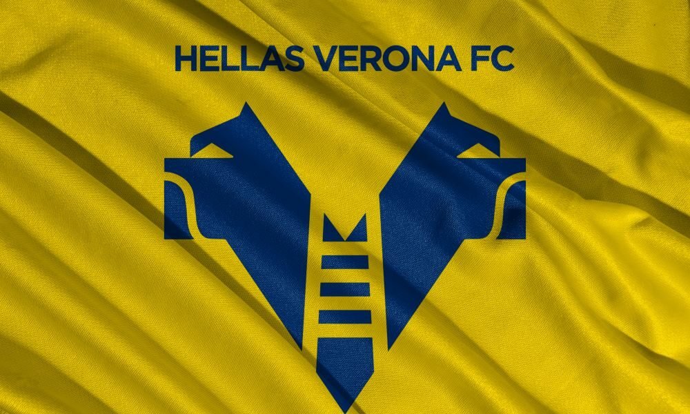 Hellas Verona, corsa a due tra Sassuolo e Cagliari per Bowie