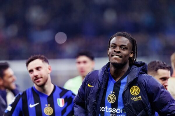 Inter, fumata bianca per il rinnovo di Bisseck