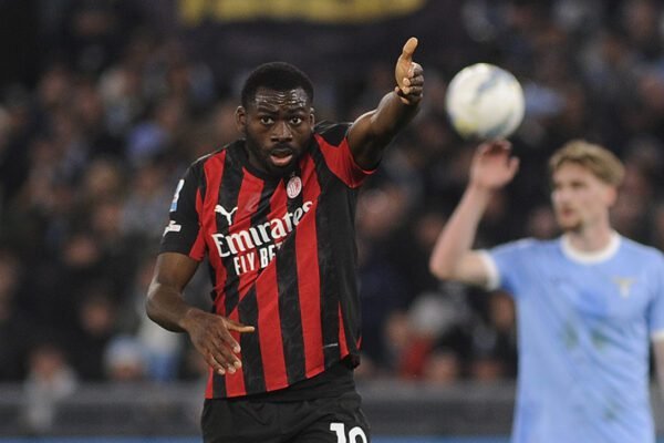 Fofana al Siviglia: il Milan paga parte dell’ingaggio