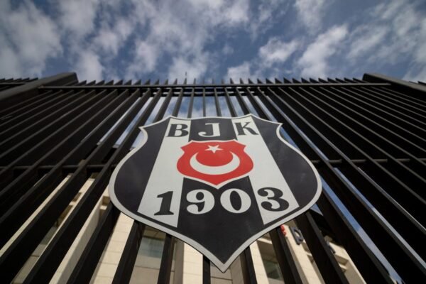 Besiktas, occhi su un ex Inter per la porta