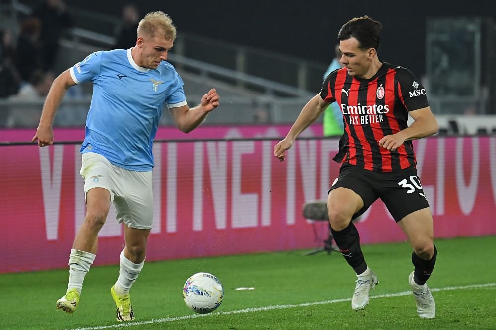 Jashari, ore decisive a Casa Milan: gli agenti in sede per il futuro del centrocampista