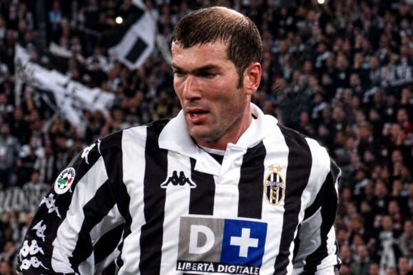 Zidane è il nuovo ct della Francia fino al 2030! 🚀