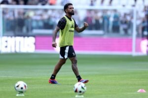 Depositphotos Douglas Luiz Juventus